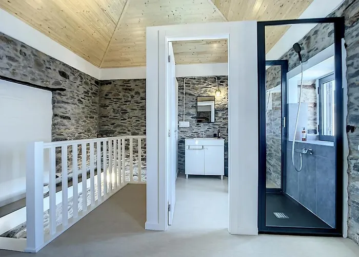 ヴィラ Espigao With Pool