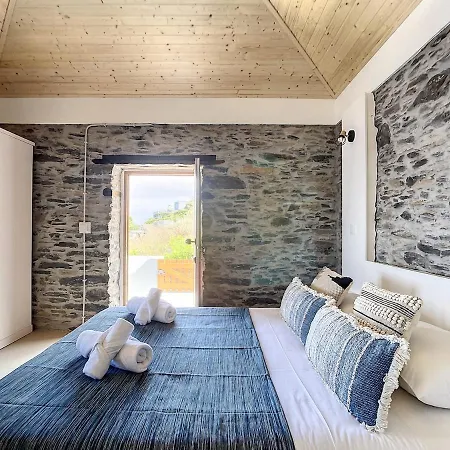 Espigao With Pool Villa