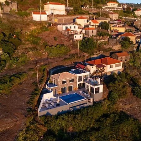 Villa Espigao With Pool Faja da Ovelha